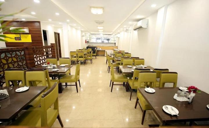 Hotel King'S Way Amritsar Exteriör bild